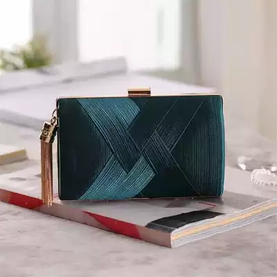 عروض حصرية من سارة مارت على حقائب النساء